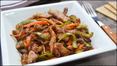 Quel est le nom de ce plat chinois, mélange de légumes émincés et sautés et de viande en lamelles ?