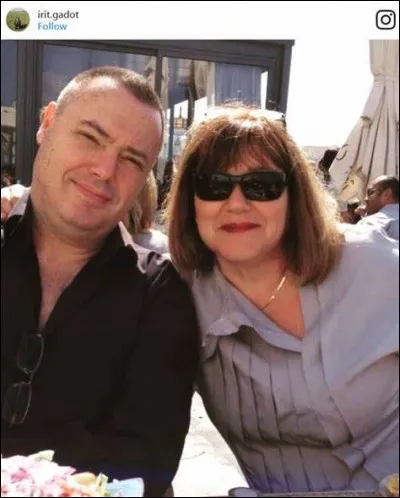 Comment s'appelle sa mère ?