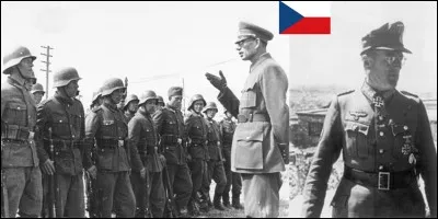 La capitulation allemande a été signée à Reims le 7 mai 1945 puis, sur l'exigence de Staline, le 8 mai 1945 à Berlin. C'est la fin officielle de la 2e Guerre mondiale en Europe.
Quelle est la date réelle de la fin de la guerre en Europe ?
Quel est le lieu de la dernière reddition allemande en Europe ?