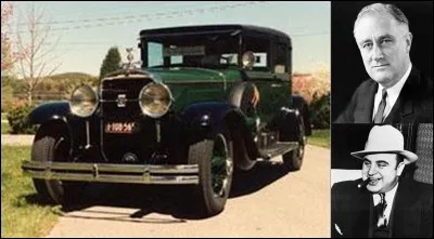 Le 8 décembre 1941, le lendemain de l'attaque japonaise contre Pearl Harbor, le Président Roosevelt doit se rendre de la Maison-Blanche au Capitole pour prononcer son discours. Mais, il y a un problème, le Président n'a pas de voiture blindée pouvant le transporter !
Quelle décision les services secrets US prendront-ils ?
Pour quelle raison furent-ils obligés de le faire ?