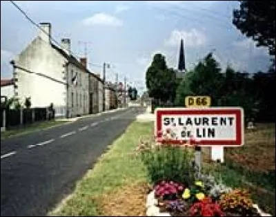 Nous sommes à l'entrée de Saint-Laurent-de-Lin. Commune Tourangelle, elle se situe en région ...