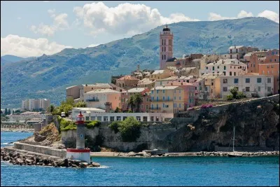 Quelle est la capitale de la Corse ?