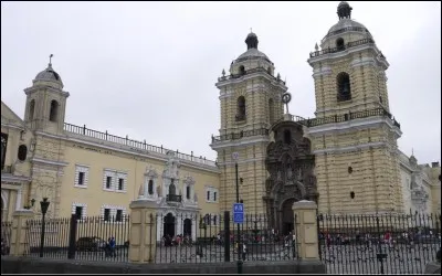 Quel est le nom de ce monastère et de sa basilique sis à Lima ?