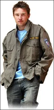 Dans quelle srie a-t-il jou?