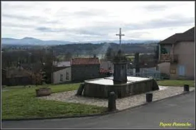 Petit tour dans l'ancienne r&eacute;gion Auvergne, &agrave; Salzuit. Nous sommes dans le d&eacute;partement ...