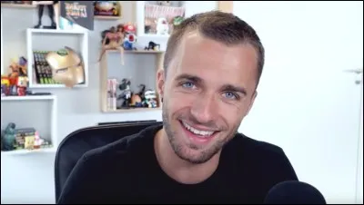 Qui est ce youtubeur ?