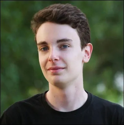 Qui est ce youtubeur ?