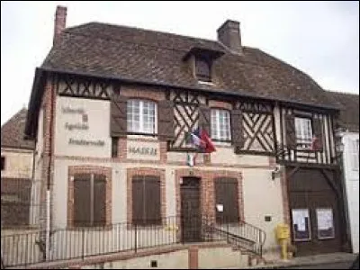 Nous sommes à présent dans l'ancienne région Haute-Normandie, à Chennebrun. Nous nous trouvons dans le département ...