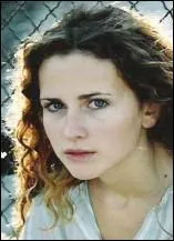 (Julie Lescaut) Comment surnomme-t-on la seconde fille de Julie Lescaut ?