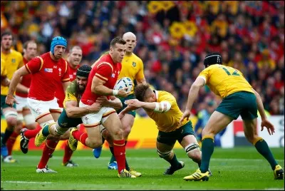 Certains noms de sport viennent des lieux géographiques où ils sont apparus ; ainsi "Rugby" est-il...