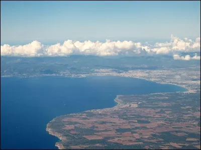 La baie de Palma est situ&eacute;e dans laquelle de ces mers ?