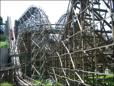 /Physique/ Que prend-on en compte dans le calcul de l'énergie cinétique d'un corps ?