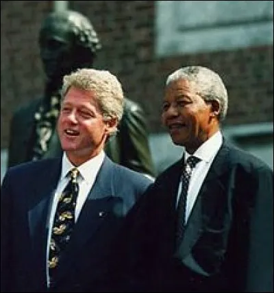 Combien d'années Nelson Mandela a-t-il été emprisonné ?