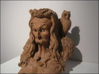 La "vouivre" est une créature maléfique du Jura. Qui en a fait l'héroïne d'un de ses romans ?