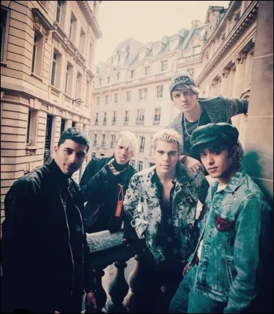 Grâce à quelle émission CNCO s'est-il formé ?