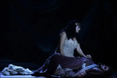 Ma&icirc;tresse de Samson, cette tra&icirc;tresse trahit le secret de sa force, lui coupa sa chevelure et le livra &agrave; ses ennemis. Qui est-elle ?