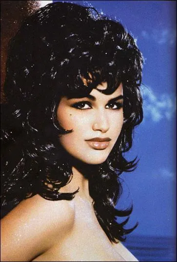 Le modle qui a pos est une actrice et chanteuse clbre. Qui est-ce ?