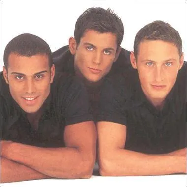 Comment s'appellent les trois garons de 2 Be 3 ?