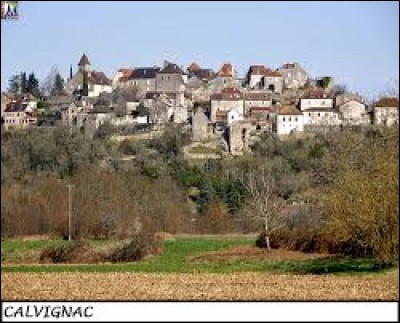 Pour commencer cette première balade de la semaine, je vous emmène à Calvignac. Village d'Occitanie, dans le Causse de Limogne, il se situe dans le département ...