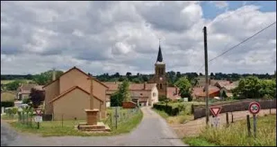 Village Saône-et-Loirien, dans le Brionnais, Céron se situe dans l'ancienne région ...