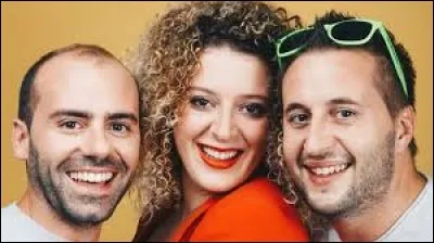 Comment s'appelle ce groupe ayant chant&eacute; "&Agrave; nos souvenirs" ?