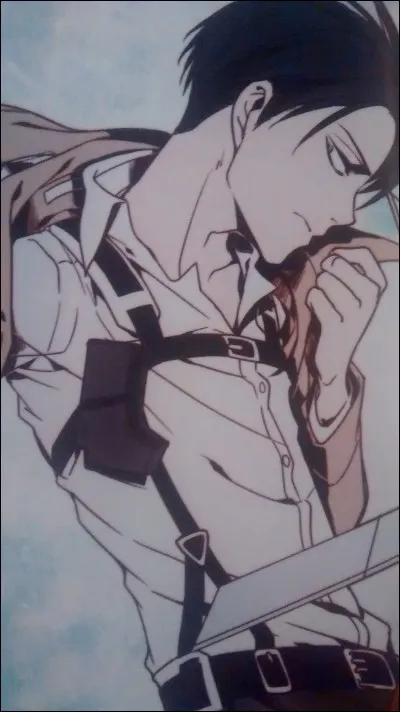 Lors de son combat contre Annie, quelle partie de son corps a-t-il attaquée en premier.