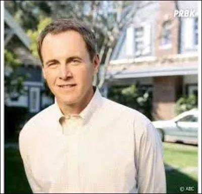 Pour quelle raison Mary Alice Young se suicide-t-elle ?