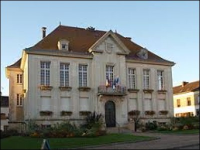 Ancienne commune de Bourgogne-Franche-Comté, Aillant-sur-Tholon se situe dans le département ...
