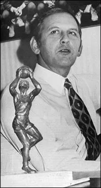 Il a entrain Denain plusieurs saisons, c'est...