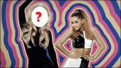 Avec quelle rappeuse Ariana Grande réussit-elle à franchir 1 milliard de vues sur YouTube ? (En 2014)