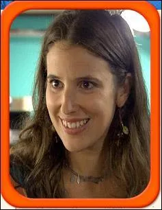 Qui est tomb amoureux d`elle ?