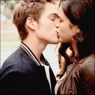 Par quoi commence la saison 6 ?