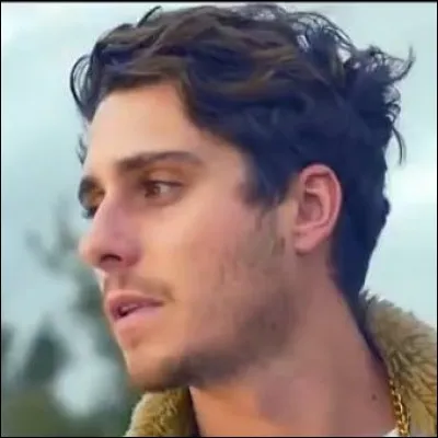 Quel est le nom de l'Alien ?