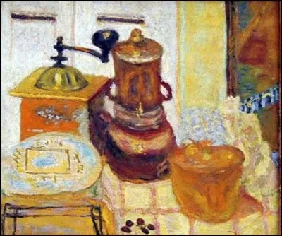 Le moulin ! La cafetière ! Tout est prêt pour faire un bon café, chez l'artiste :