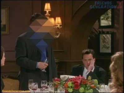 Qui est caché derrière le floutage ?