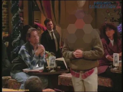 Comment s'appelle le personnage flouté ?