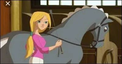 Comment se prénomme cette fille ?