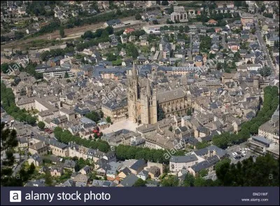 Quelle est la préfecture du département numéroté 48 ?