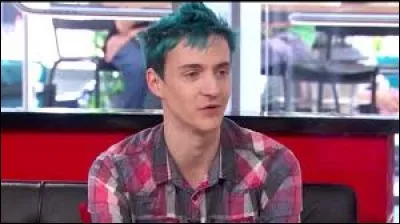 Qui est le joueur apparaissant sur la photo ?