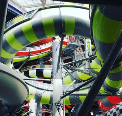 En mettant des thermes à tout cela, je ne fais pas de faute ! Ce toboggan - interdit aux femmes - se trouve en Allemagne (Erding), mais dans quelle région ?