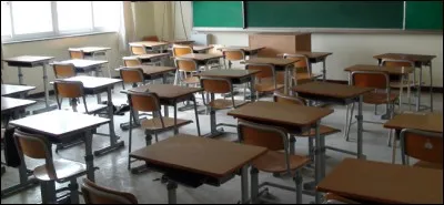 En classe, tu te places...