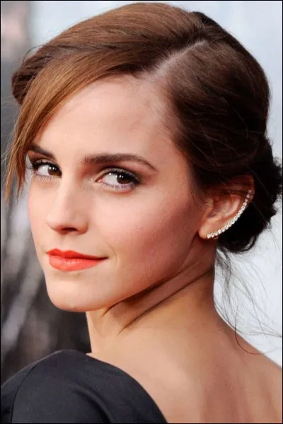 Qui joue le rôle de Hermione Granger dans Harry Potter ?