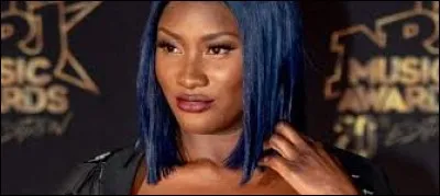 La chanson qui a fait le plus de succès est...