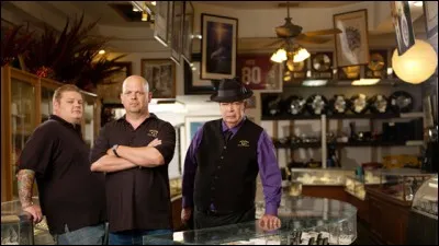 M et Mme Peremer, pr&ecirc;teurs sur gages, ont le bonheur de vous annoncer la naissance de leur fils ...