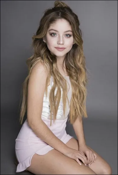 Karol Sevilla interpr&egrave;te :