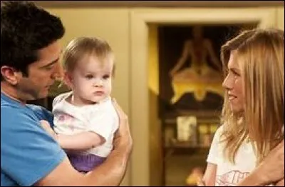 Comment s'appelle la petite fille de Ross et Rachel ?