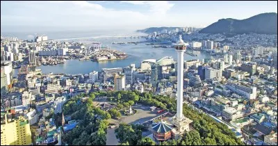 Busan est la deuxième ville du pays. C'est ...