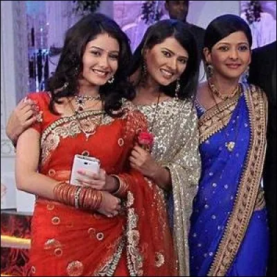 Quel est le titre de la série avec ces trois sœurs ?