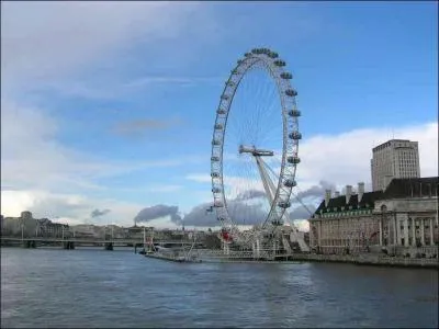 Dans quelle ville se trouve cette attraction ?