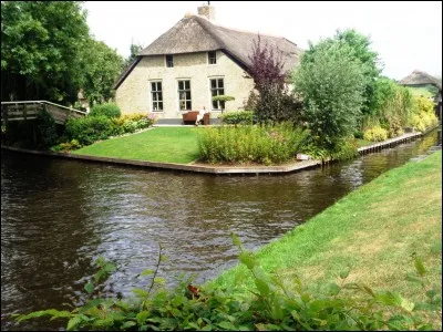 Dans quel département francilien situez-vous la commune de Maisons-Alfort ?